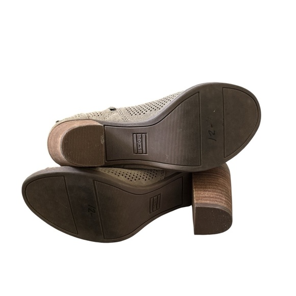Toms Perforated Gray Ankle Booties - Picture 5 of 7